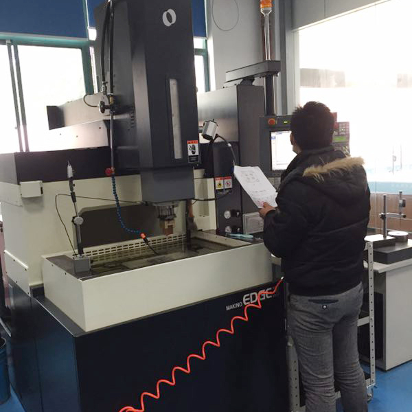 生產(chǎn)設(shè)備 - 010